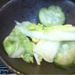 海鮮料理　魚盛 - 2013.2.5　　魚盛丼（海鮮丼）セット580円・漬物　