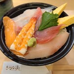 きづなすし - 日替わり丼 ¥913（税込）
