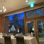 北海道ホテル - 夜も更け、、