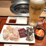 Onikuyasan No Hitoriyakiniku - 肉屋のホルモンセットはビール付