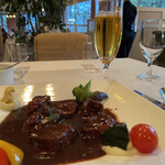 北海道ホテル - 十勝和牛の十勝ワイン煮込み