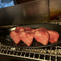 赤身焼肉 かるびあーの 新橋店 - 