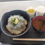 田子の浦港 漁協食堂 - 