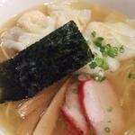 支那そば 八雲 - ２０１２/１２ 特製ワンタンメン白だし