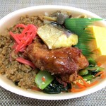 ほっともっと - 彩鶏そぼろ弁当