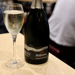 波へい - スパークリングワインボトル