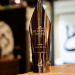 餃子とスパークリング バブルス - 食べログレビュアーアワード記念品