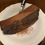 マチェレリーア・ラ・ルーナ・ロッサ - チョコレートケーキ