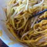 ほうきぼし+ - 丼底に担々ダレがたっぷり！