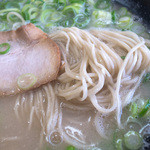 博多麺業　しまけい - スープも麺もボク好みなんです。今日も美味しかった。