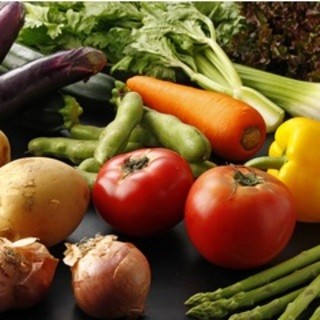 オーナーこだわりの農家より、新鮮な野菜を産地直送してもらってます♪