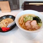 食楽亭 - 2022年5月　塩ラーメン半チャーハンセット（1000円）