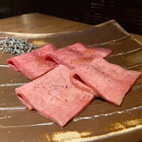 和牛とタン 焼肉 とみ 新橋本店 - 