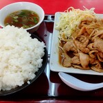 くるまやラーメン - 焼肉定食普通盛りです。