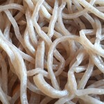 草介 - 粗く砕いた蕎麦が見た目でわかります‥旨い！