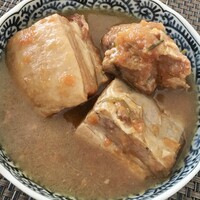 フィオッキ - 薮田豚のビール煮込み2,800円