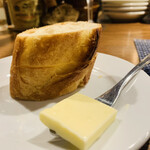 カルナヴァル - ③ バケット+バター