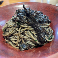 QUINDI - 静岡のアオリイカのパスタ。 QUINDI - 静岡のアオリイカのパスタ。