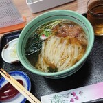 福本 - 麺がまるでフォーのようにツルツル