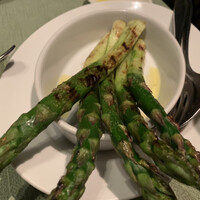 37 Steakhouse & Bar - 