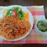 パピコ - Aランチ（チキンと茄子のトマトソースパスタ・大盛・スープ付き）