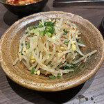 佐賀牛焼肉と馬肉 吉右衛門 - 