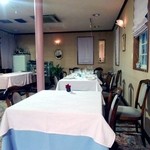 フランス料理グルメ - 店内 開店直後