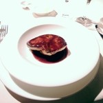 フランス料理グルメ - 前菜の４（フォアグラ）　　定番のフォアグラと大根のコンソメ煮