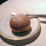 フランス料理グルメ - お代りのパンです。
