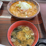 もつ煮屋 日の出食堂 - 