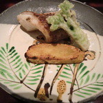 日本料理 晴山 - 北陸のノドグロと自家製のカラスミ、タラの芽