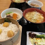 桜井甘精堂 泉石亭 - 栗ご飯の御膳