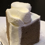 トルテ - アールグレイシフォン  340円