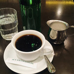 AUX BACCHANALES - ホットコーヒー