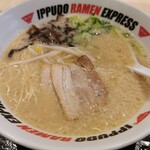 IPPUDO RAMEN EXPRESS - とんこつラーメン ￥750 