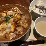 名古屋コーチン親子丼 酉しみず - 名古屋コーチン親子丼