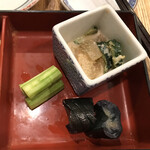 にぎりの一歩 - アスパラ煮浸し➰クラゲ胡麻和え➰茄子煮浸し