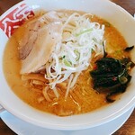 宝介 - 料理写真:ニラ南蛮ラーメン