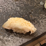 にぎりの一歩 - 北寄貝