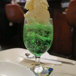 ヘッケルン - クリームソーダ