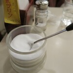 ヘッケルン - テーブル_砂糖