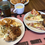 Shakeys - 