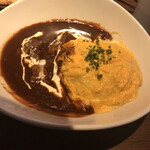 ボストンズカフェ 石窯ダイニング - カフェごはんランチのじっくり煮込んだ柔らかコク旨ビーフシチューのオムライス✨