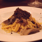 ICARO miyamoto - Feb, 2013 ④タリオリーニ　フランス産４種のキノコ黒トリュフがけ　3,000円