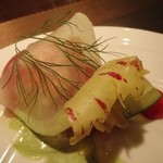 グラン シャン - ラビオリ①大根とずわい蟹のビネガー風味