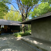 エヴァム・エヴァ・ヤマナシ・アジ - 