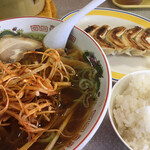 麺屋めん吉 - ネギ醤油ラーメン+餃子+半ライス
