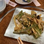 磯浜 - 山菜の天ぷら