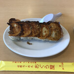 おぐら屋 - 餃子、418円。