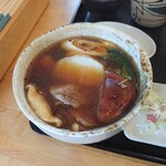 Hitachi Akisoba Chikuzantei Kasuminosato - 鴨せいろのつけ汁、鴨肉がたくさん入り、キノコ類も豊富で味わいが深い、そして旨い！